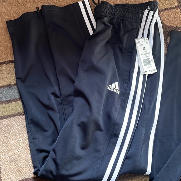 Adidas sweatpants - Picture 2 of 3
